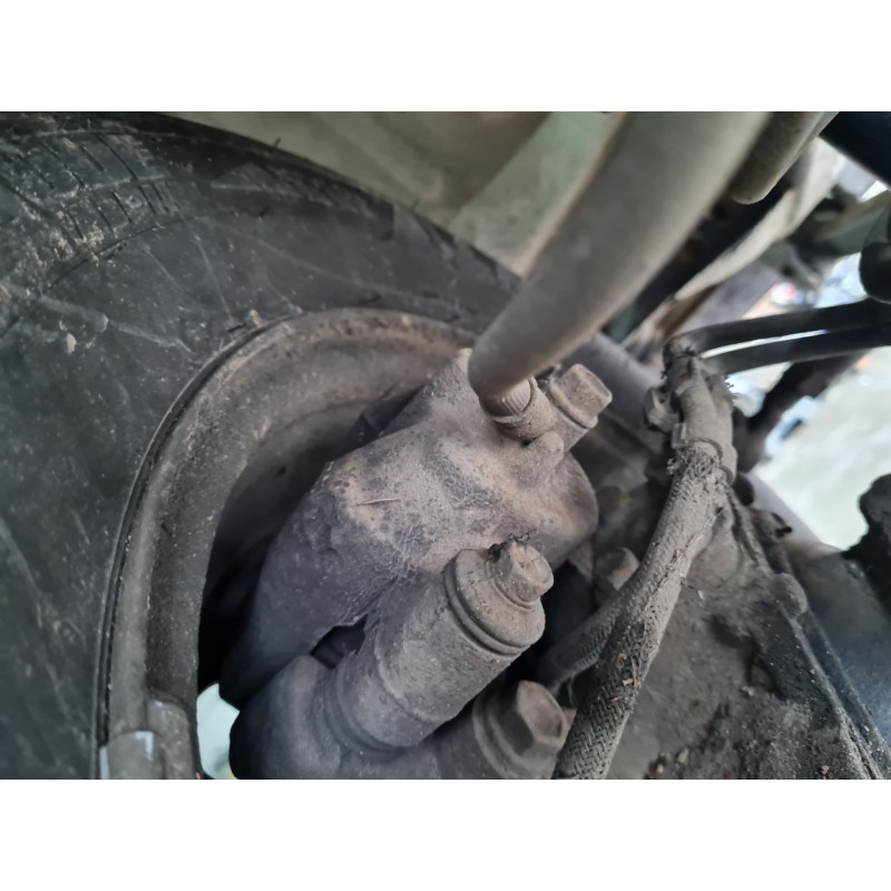 PINZA DE FRENO DELANTERA DERECHA 