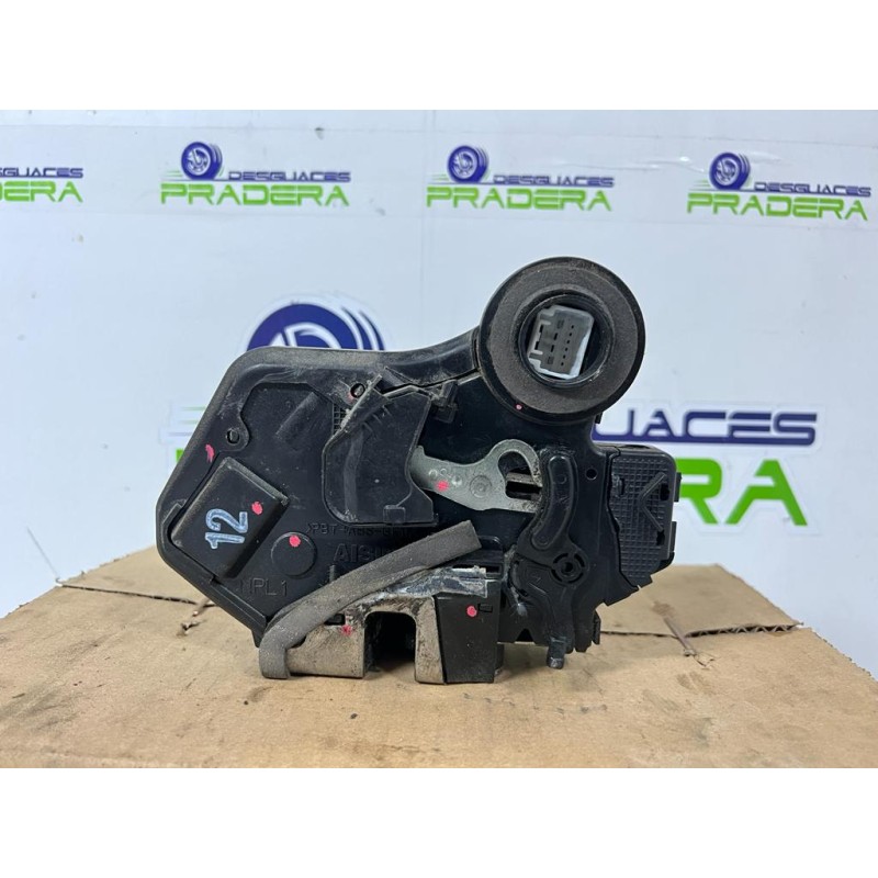 CERRADURA PUERTA TRASERA IZQUIERDA 