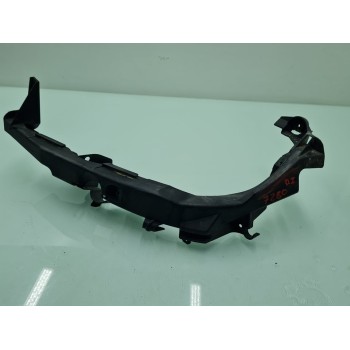 SOPORTE FARO IZQUIERDO 51117116707 