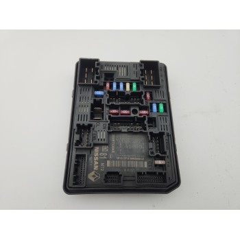 CAJA RELES / FUSIBLES 284B73384R 