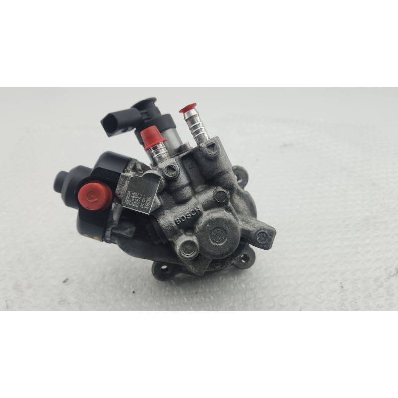 BOMBA INYECCION 04L130755D / 0445010537 
