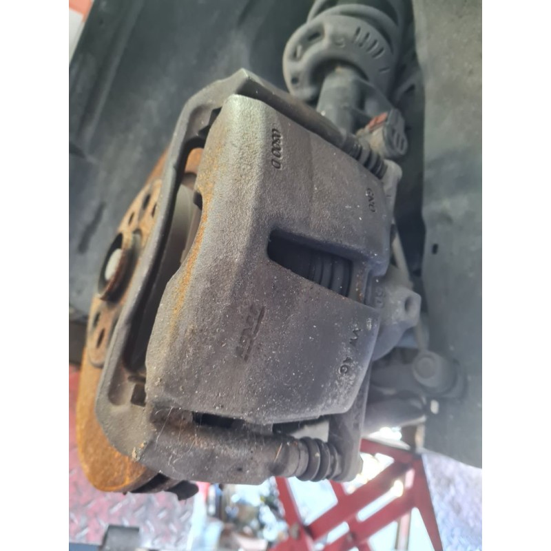 PINZA DE FRENO DELANTERA DERECHA 7N0615124B 