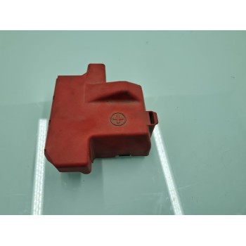 CAJA RELES / FUSIBLES EB3T14A094A 
