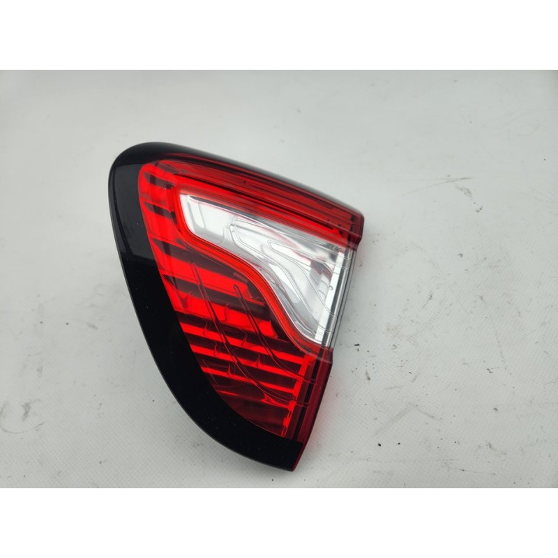 PILOTO TRASERO DERECHO INTERIOR 265500812R 