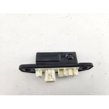 MANETA EXTERIOR MALETERO / PORTON 15D355 