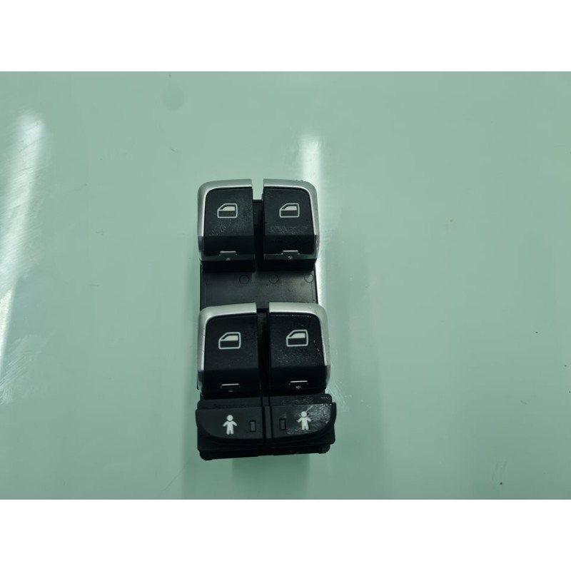 MANDO ELEVALUNAS DELANTERO IZQUIERDO 8V0959851E 