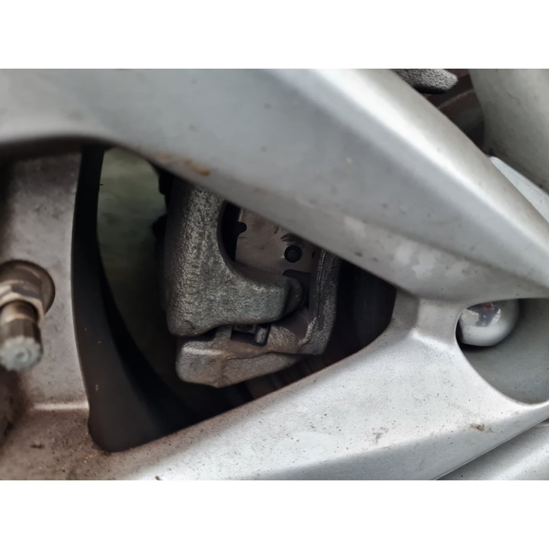 PINZA DE FRENO TRASERA DERECHA 