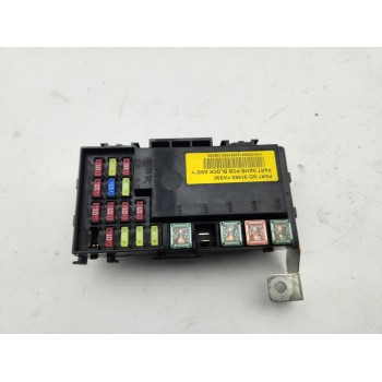 CAJA RELES / FUSIBLES 919521W330 