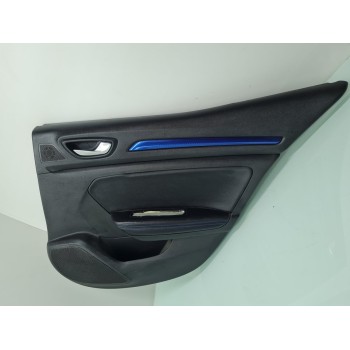 GUARNECIDO PUERTA TRASERA DERECHA 829A05708R 