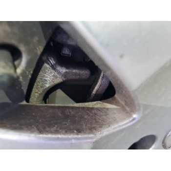 PINZA DE FRENO TRASERA DERECHA 