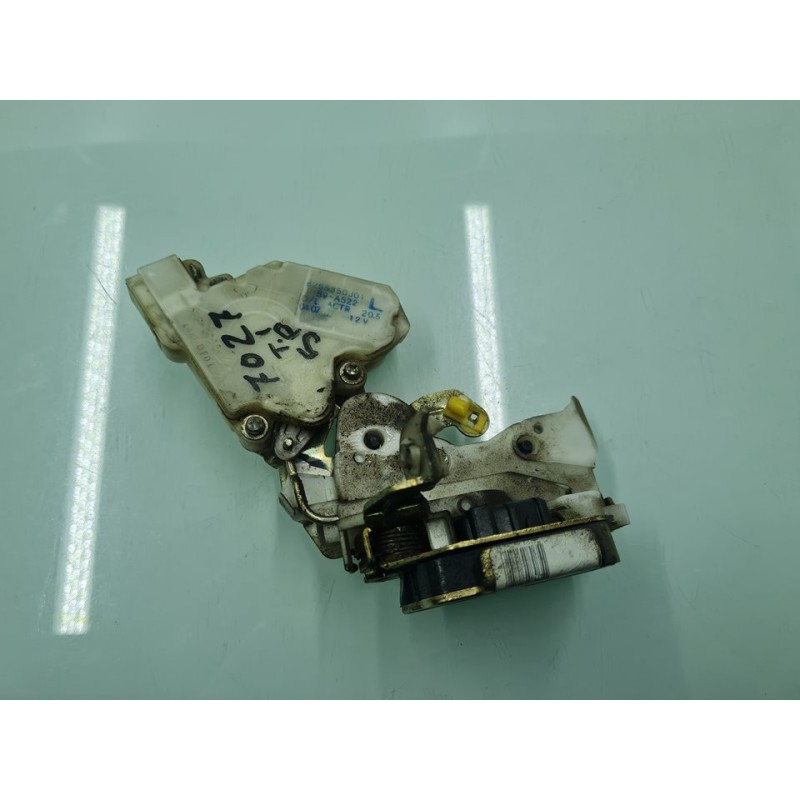 CERRADURA PUERTA TRASERA IZQUIERDA 8255350J01 