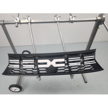 REJILLA DELANTERA 622542302R / 622547433R 
