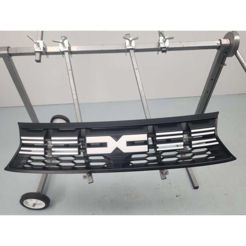 REJILLA DELANTERA 622542302R / 622547433R 