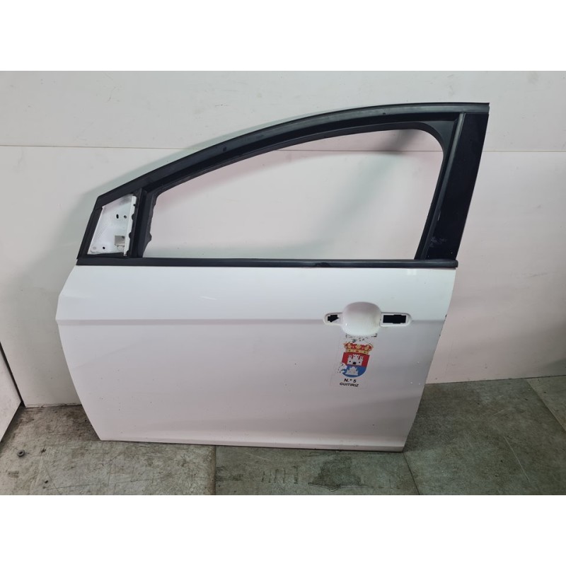 PUERTA DELANTERA IZQUIERDA 