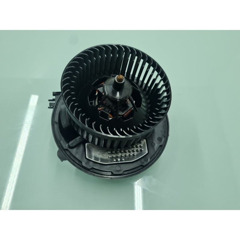 MOTOR CALEFACCION 5Q1819021D 