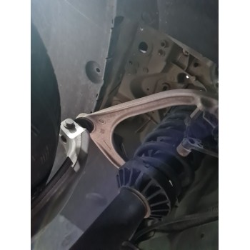 BRAZO SUSPENSION SUPERIOR DELANTERO DERECHO 