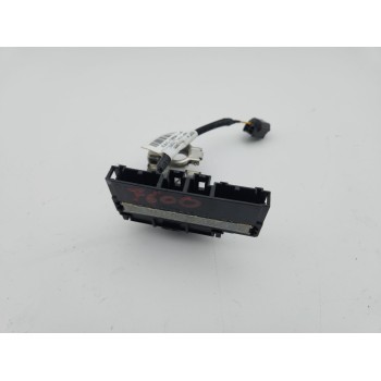 CAJA RELES / FUSIBLES 2D0049093P 