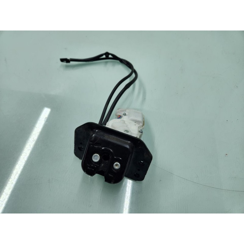 CERRADURA MALETERO / PORTON 7T4A7843102A 