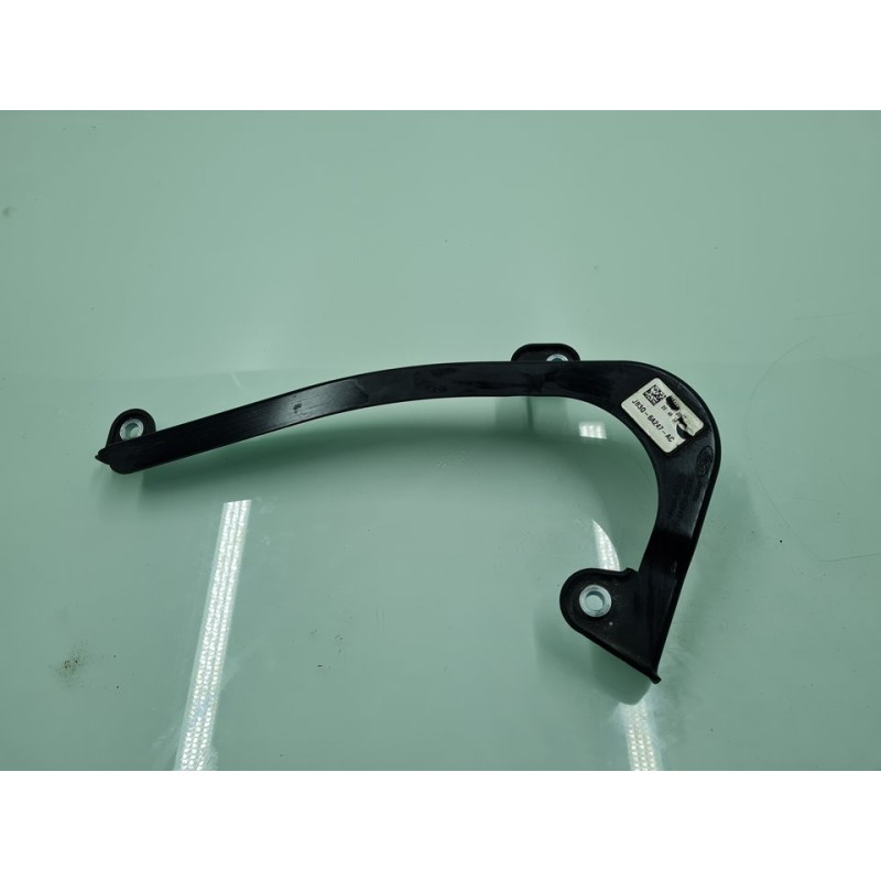 TAPA DISTRIBUCION JB3Q6A247AC 