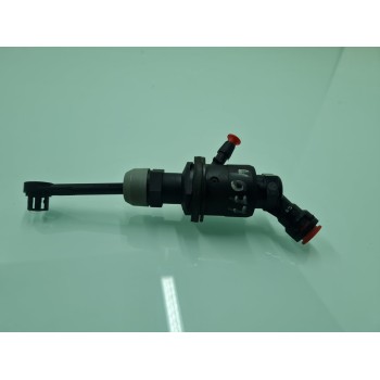 BOMBA EMBRAGUE 306101KB0B 