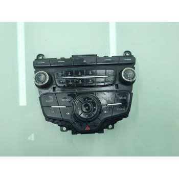 SISTEMA AUDIO / RADIO CD F1ET18K811BC 