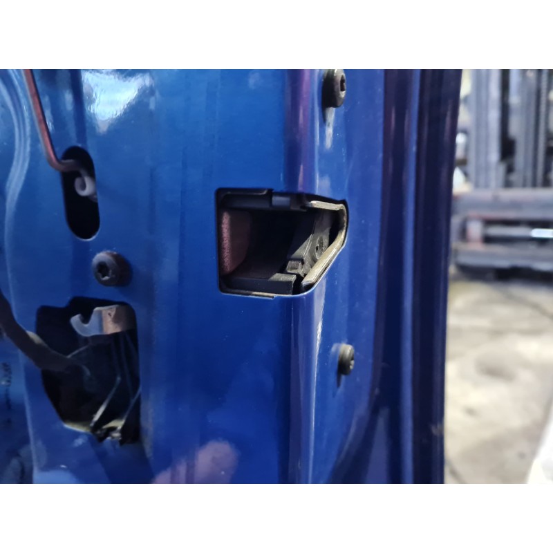CERRADURA PUERTA DELANTERA DERECHA 