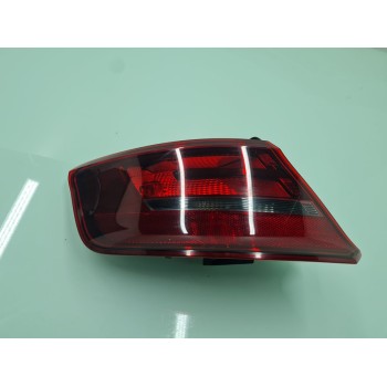 PILOTO TRASERO IZQUIERDO 8V4945095C 