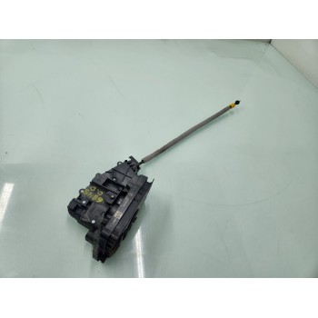 CERRADURA PUERTA DELANTERA DERECHA A2220063999 