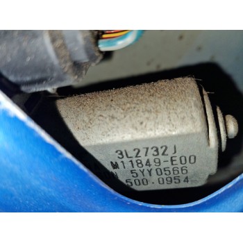 ELEVALUNAS TRASERO DERECHO 