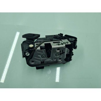 CERRADURA PUERTA TRASERA IZQUIERDA 5TA839015Q 