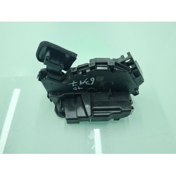 CERRADURA PUERTA TRASERA DERECHA 5TA839016Q 