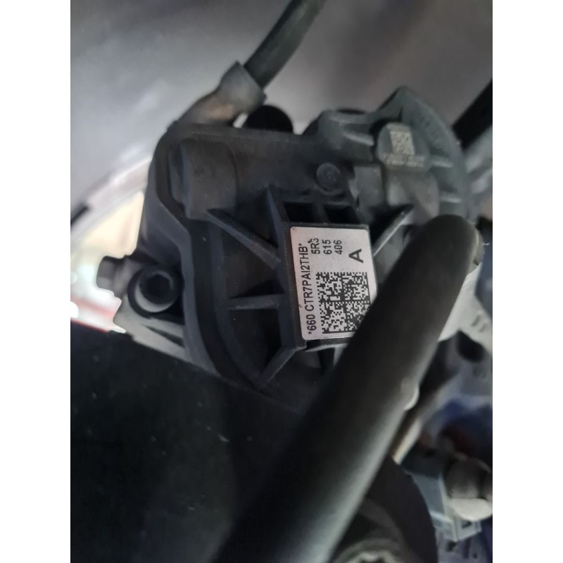 PINZA DE FRENO TRASERA DERECHA 5WA615424 