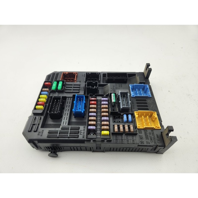 CAJA RELES / FUSIBLES 9826323580 