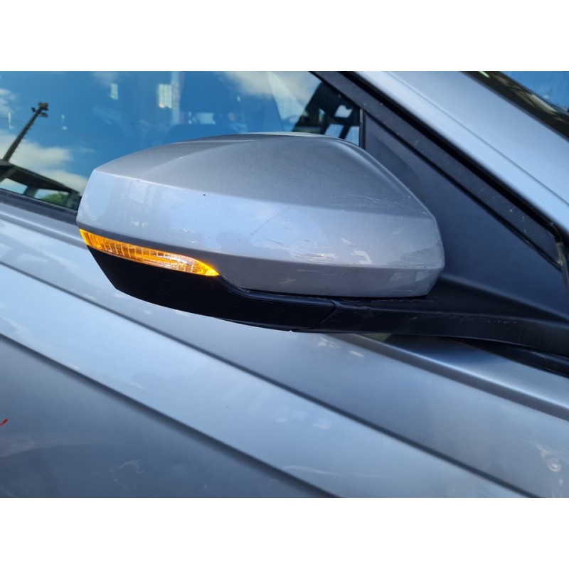 RETROVISOR DERECHO 