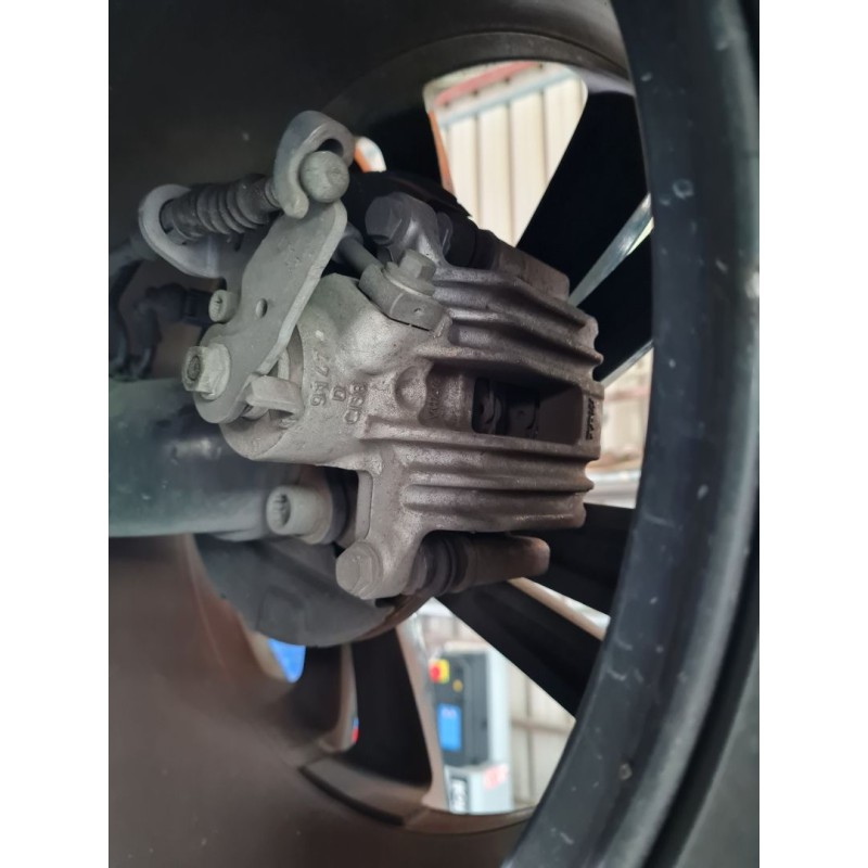 PINZA DE FRENO TRASERA DERECHA 2Q0615424C 