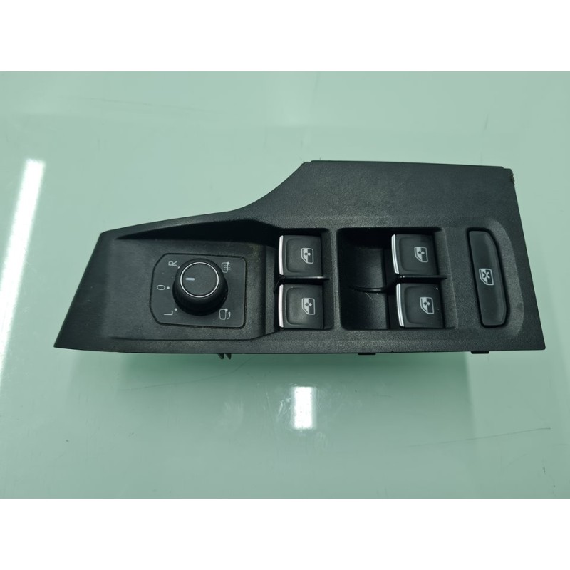 MANDO ELEVALUNAS DELANTERO IZQUIERDO 5G0959857E 