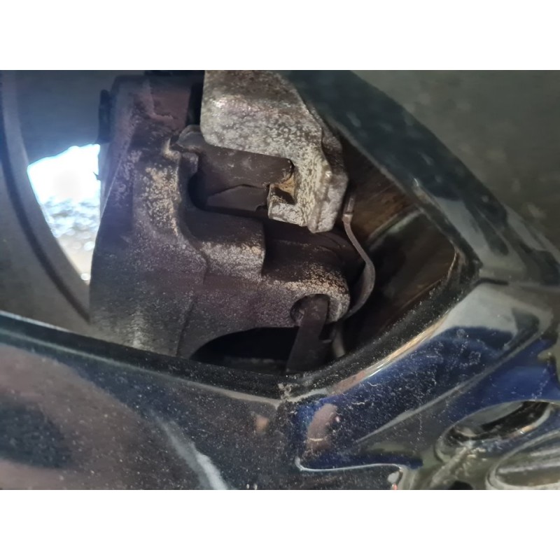 PINZA DE FRENO DELANTERA IZQUIERDA 