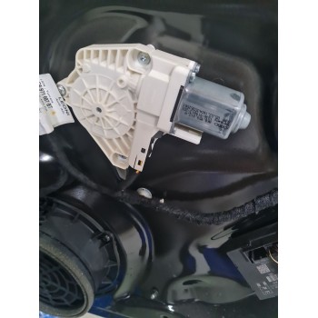 ELEVALUNAS TRASERO DERECHO 4G0839462 