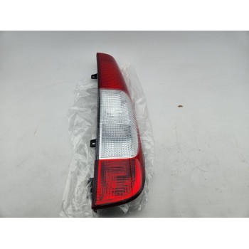 PILOTO TRASERO DERECHO 16508632 