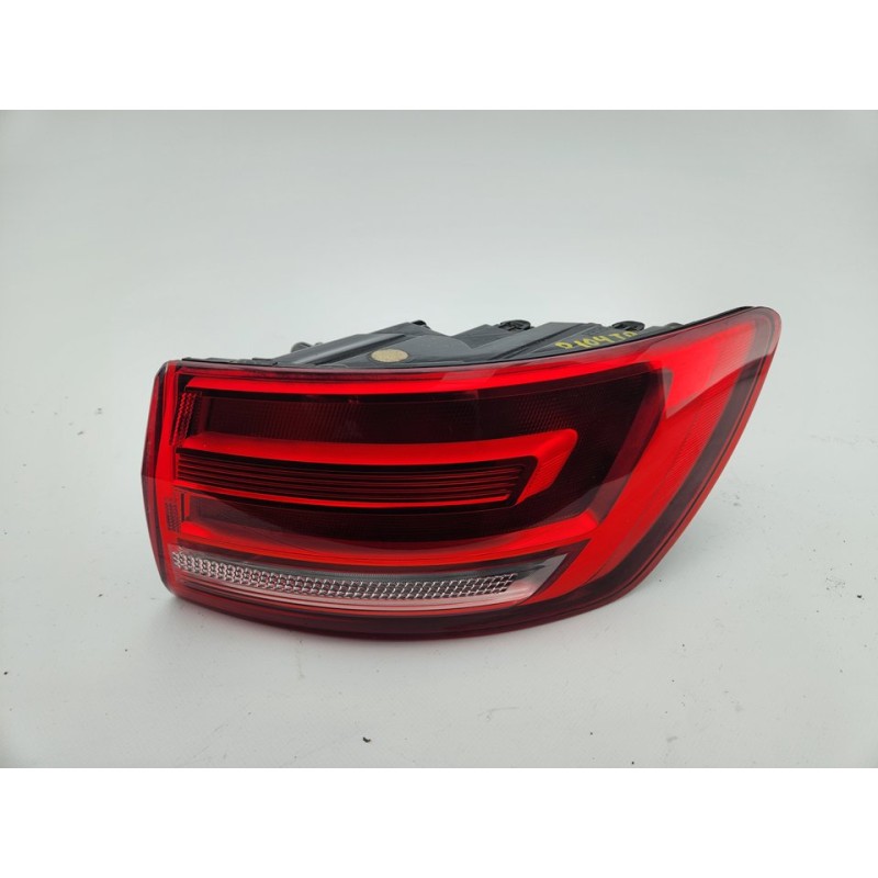 PILOTO TRASERO DERECHO 8W9945070 