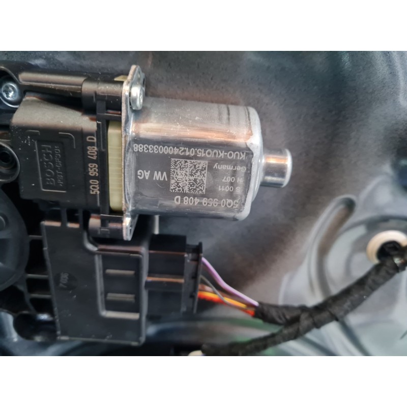 ELEVALUNAS TRASERO DERECHO 5FA839462B 