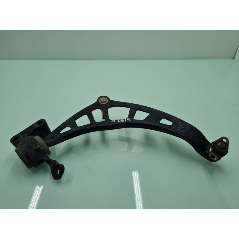 BRAZO SUSPENSION INFERIOR DELANTERO DERECHO 9806520 
