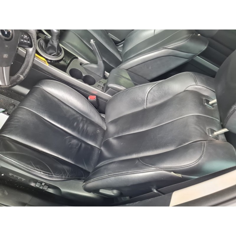 ASIENTO DELANTERO IZQUIERDO 