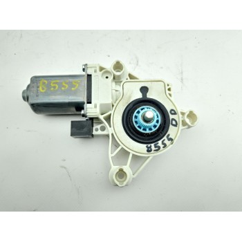 MOTOR ELEVALUNAS DELANTERO DERECHO 4K0959802 