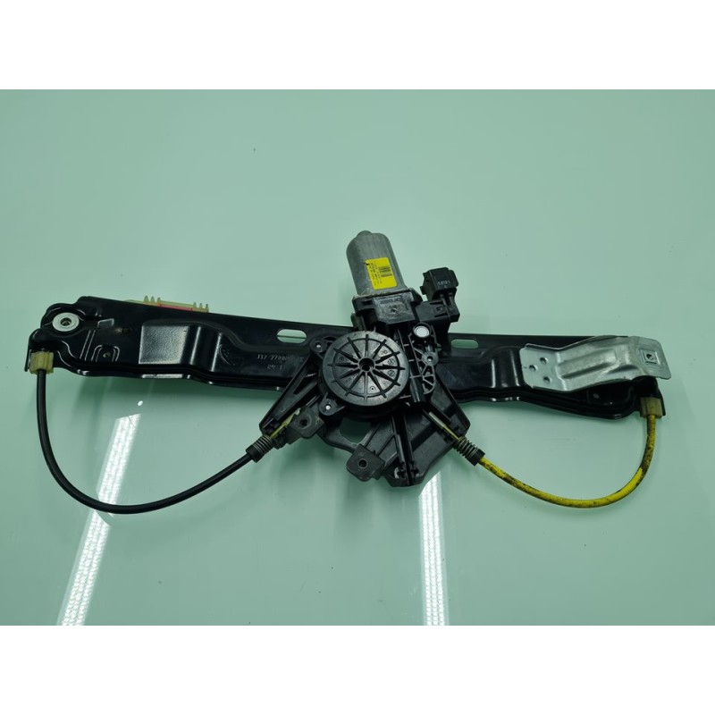 ELEVALUNAS TRASERO DERECHO BJ3227000 