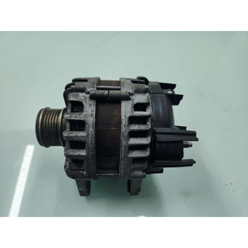 ALTERNADOR 231004719R 