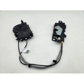 CERRADURA MALETERO / PORTON UA743062608 