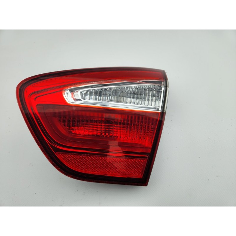 PILOTO TRASERO DERECHO INTERIOR 924041W2 