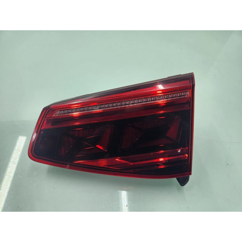 PILOTO TRASERO DERECHO INTERIOR 3G9945308H 