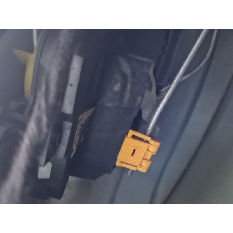 CERRADURA PUERTA DELANTERA IZQUIERDA 